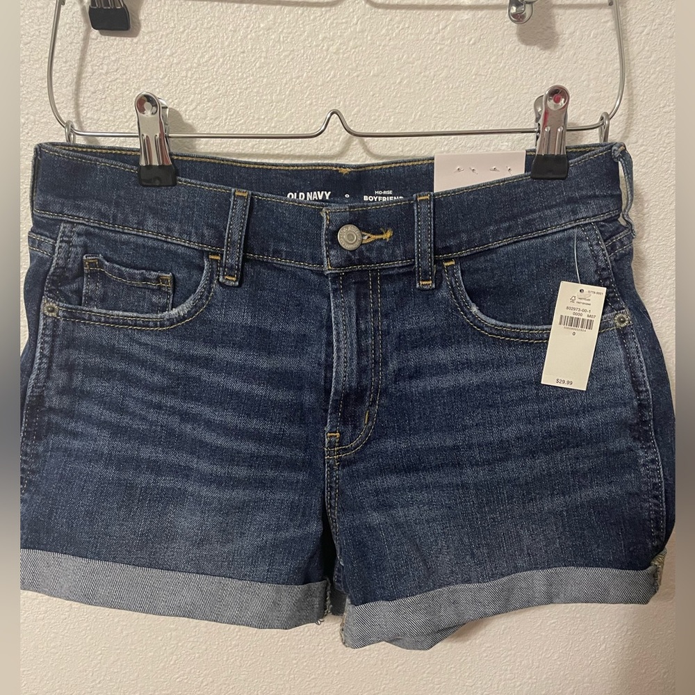 Mid rise shorts